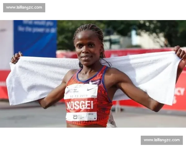 美女挑战力量巅峰对决男人摔跤赛场谁主沉浮全程看点热血激战瞬间