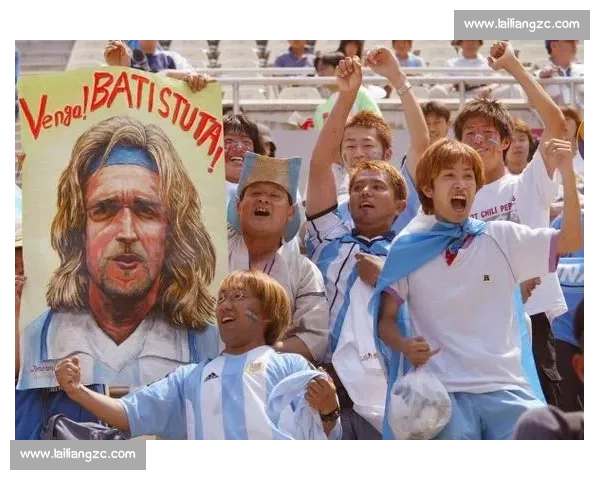 伊布与巴蒂的巅峰对决 谁才是最强前锋的终极之战